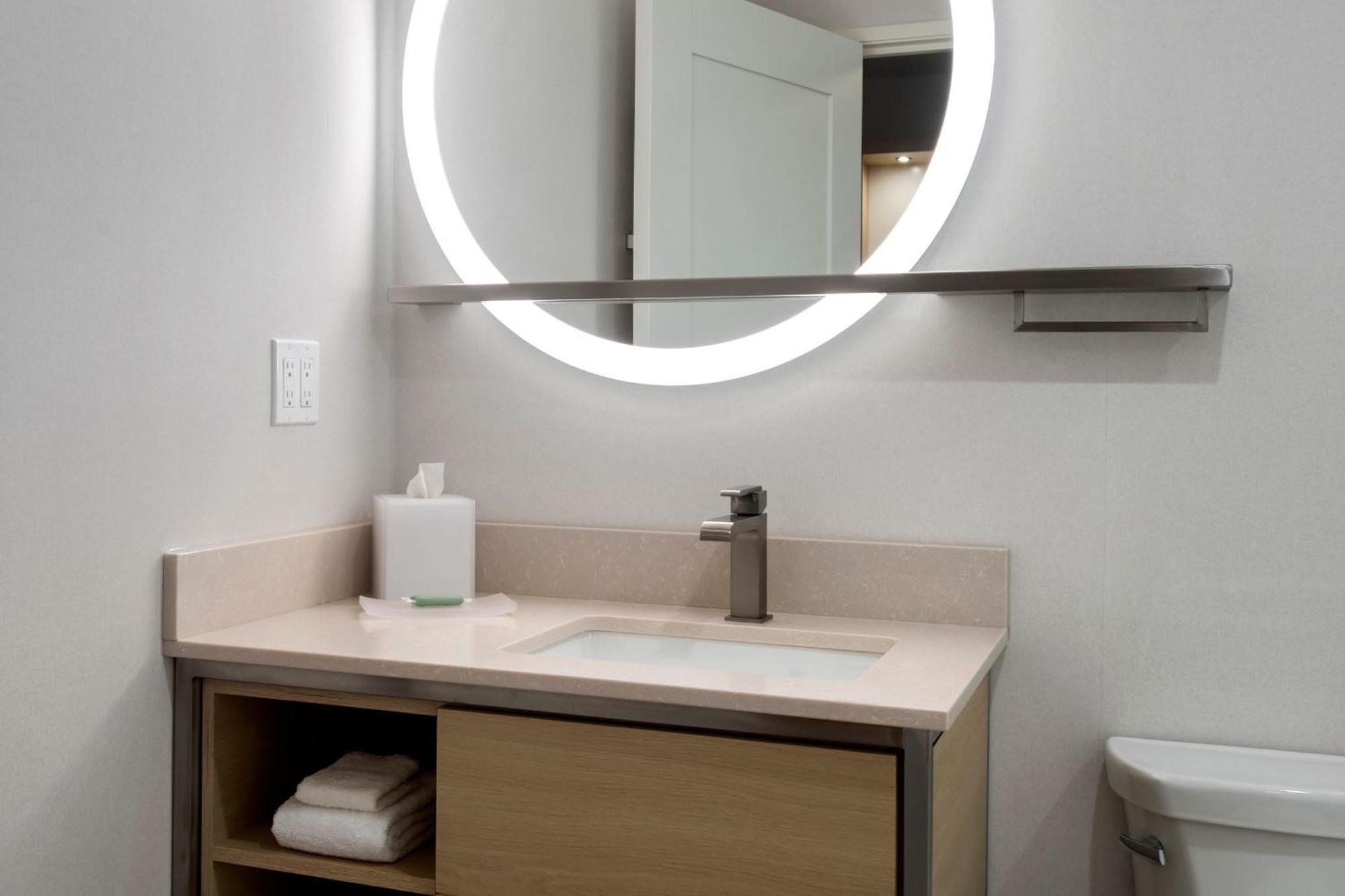 Towneplace Suites Portland Airport Me South Portland Zewnętrze zdjęcie