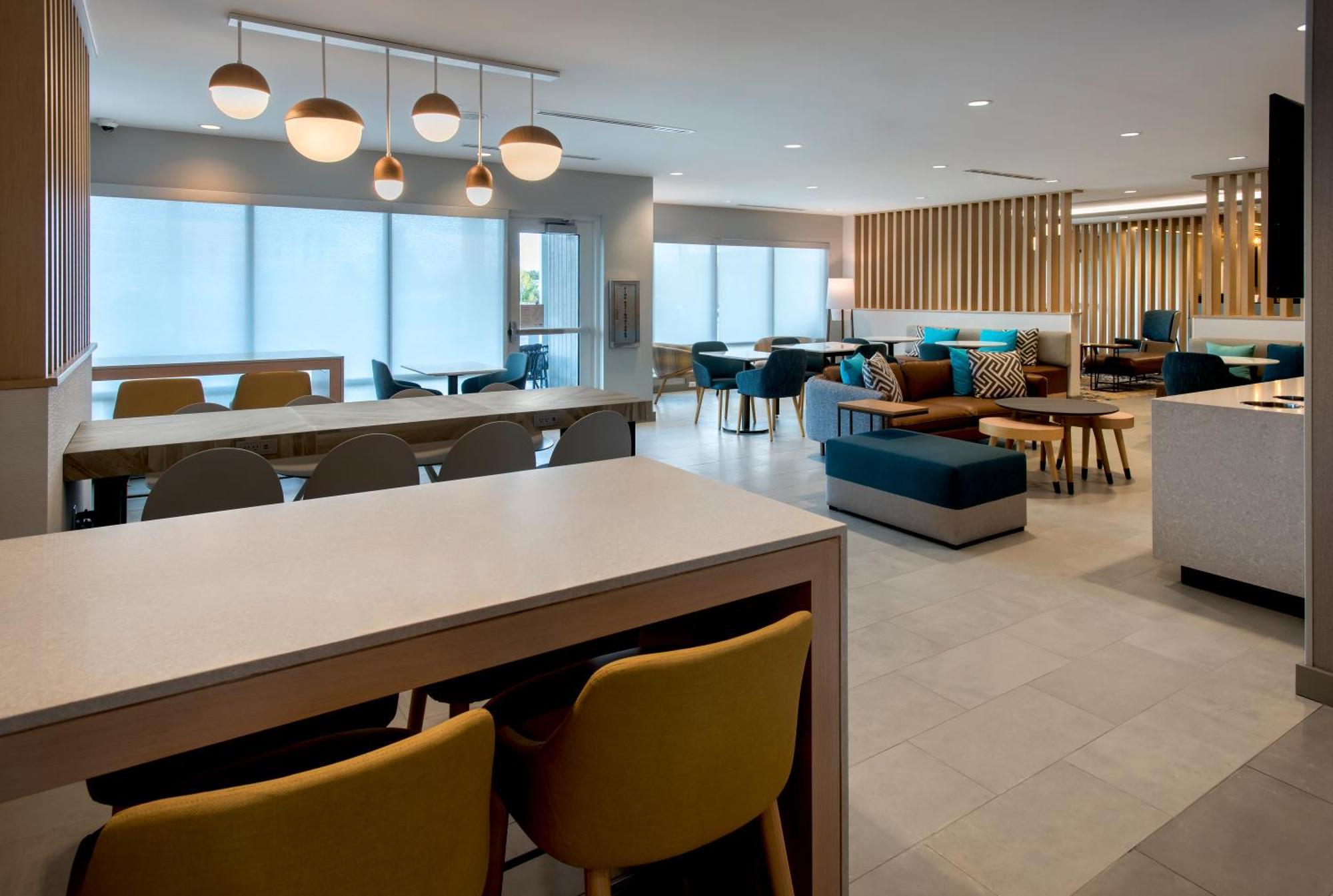Towneplace Suites Portland Airport Me South Portland Zewnętrze zdjęcie